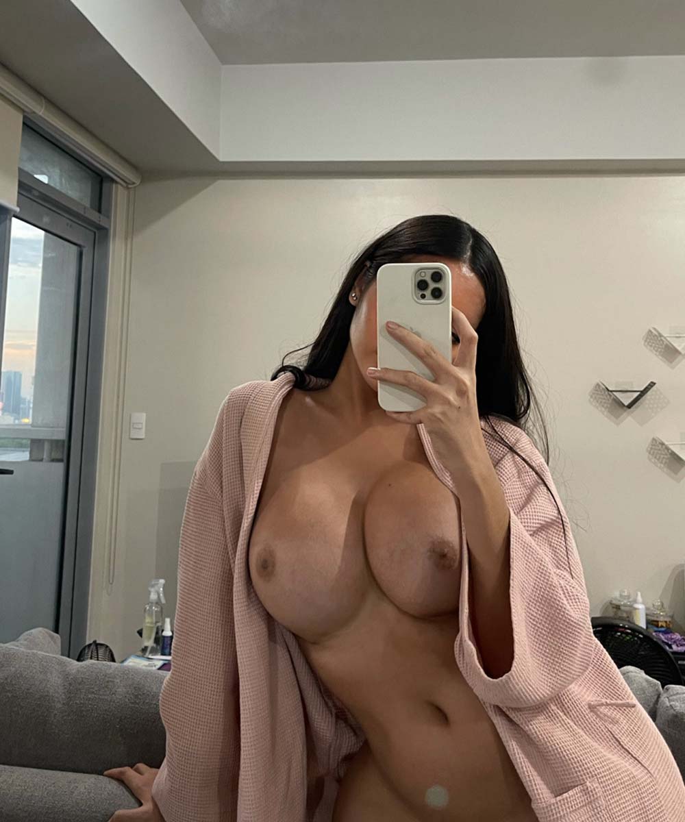 Angela Castellanos naked in Anyang